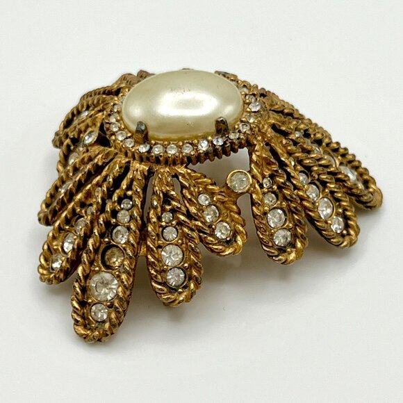 JUDITH GREEN Vintage 1960s Gold Tone Modernist Brooch Pin Rhinestones Oval Pearl - Picture 3 of 8